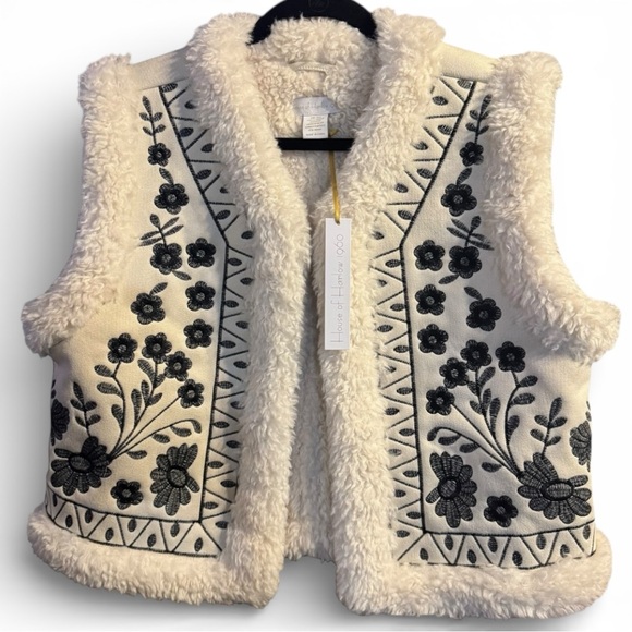 House of Harlow 1960 Jackets & Blazers - House of Harlow 1960 Faux Shearling Vest Boho Cabincore Winter Size OS One Size